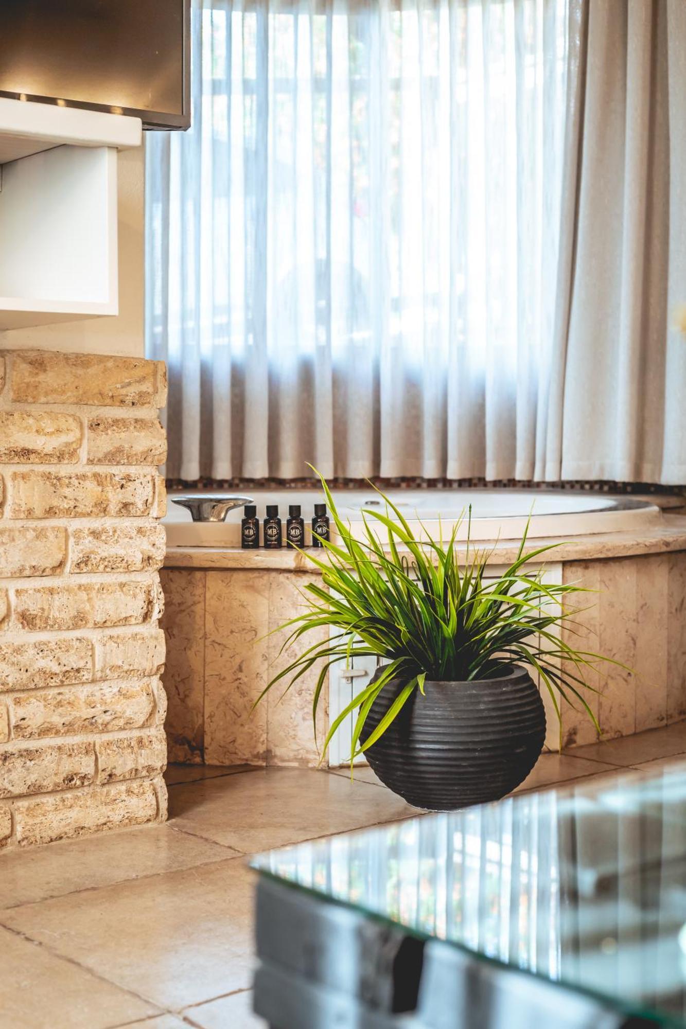 Grand Vista Boutique Hotel And Spa Yuval 외부 사진